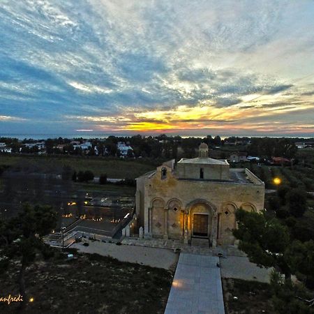 Ca Del Centro Aparthotel Manfredonia Bagian luar foto