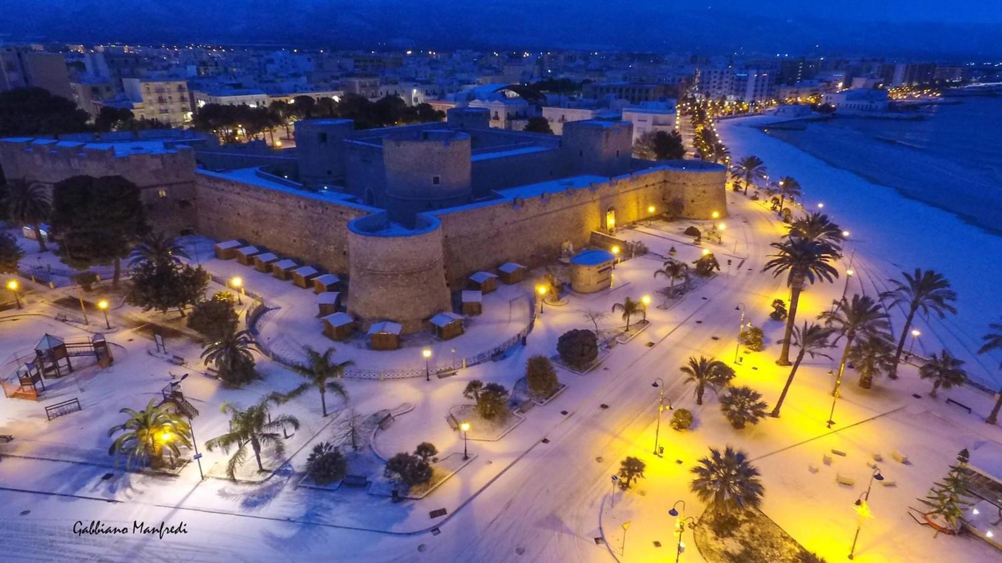 Ca Del Centro Aparthotel Manfredonia Bagian luar foto