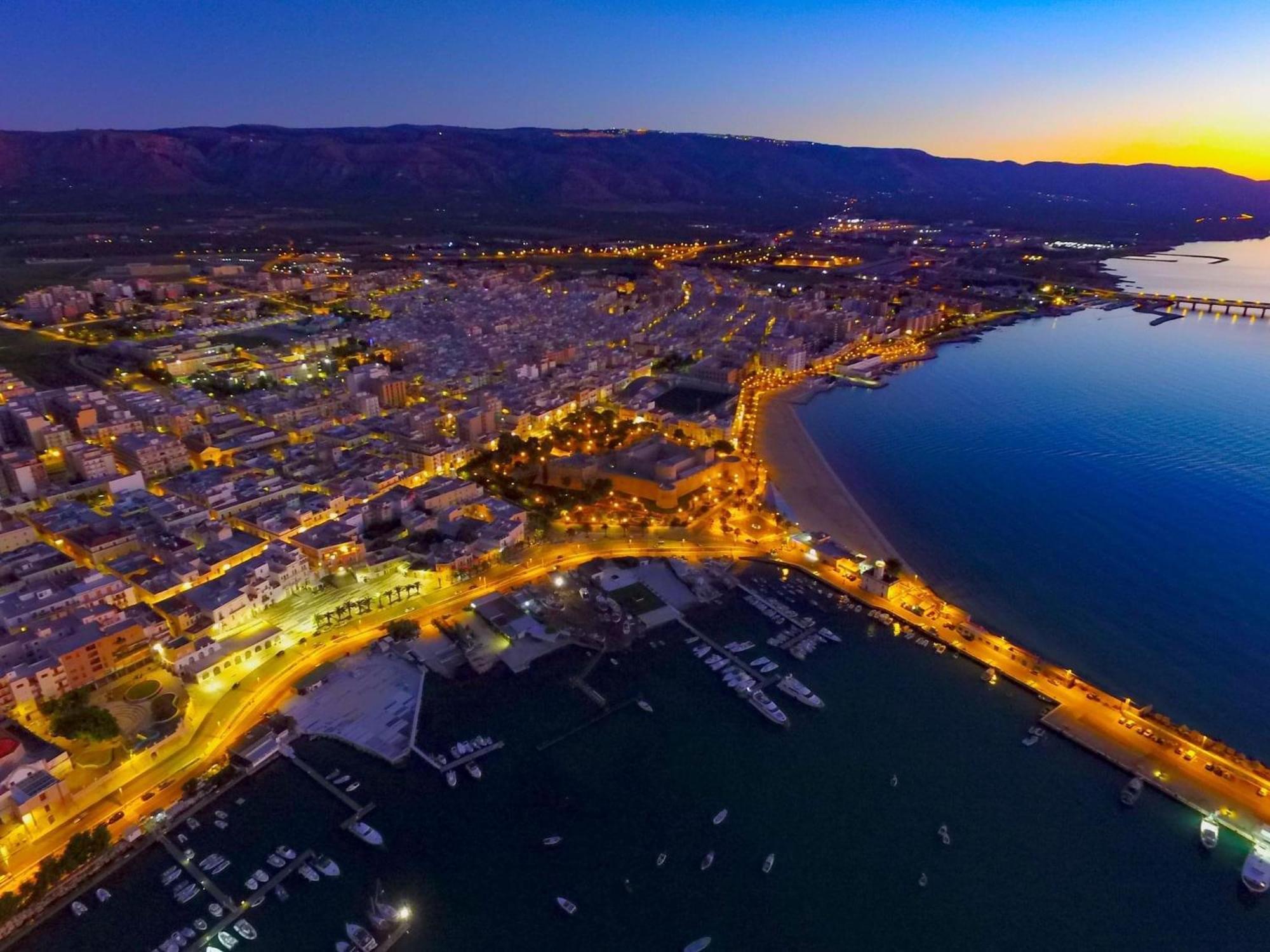 Ca Del Centro Aparthotel Manfredonia Bagian luar foto