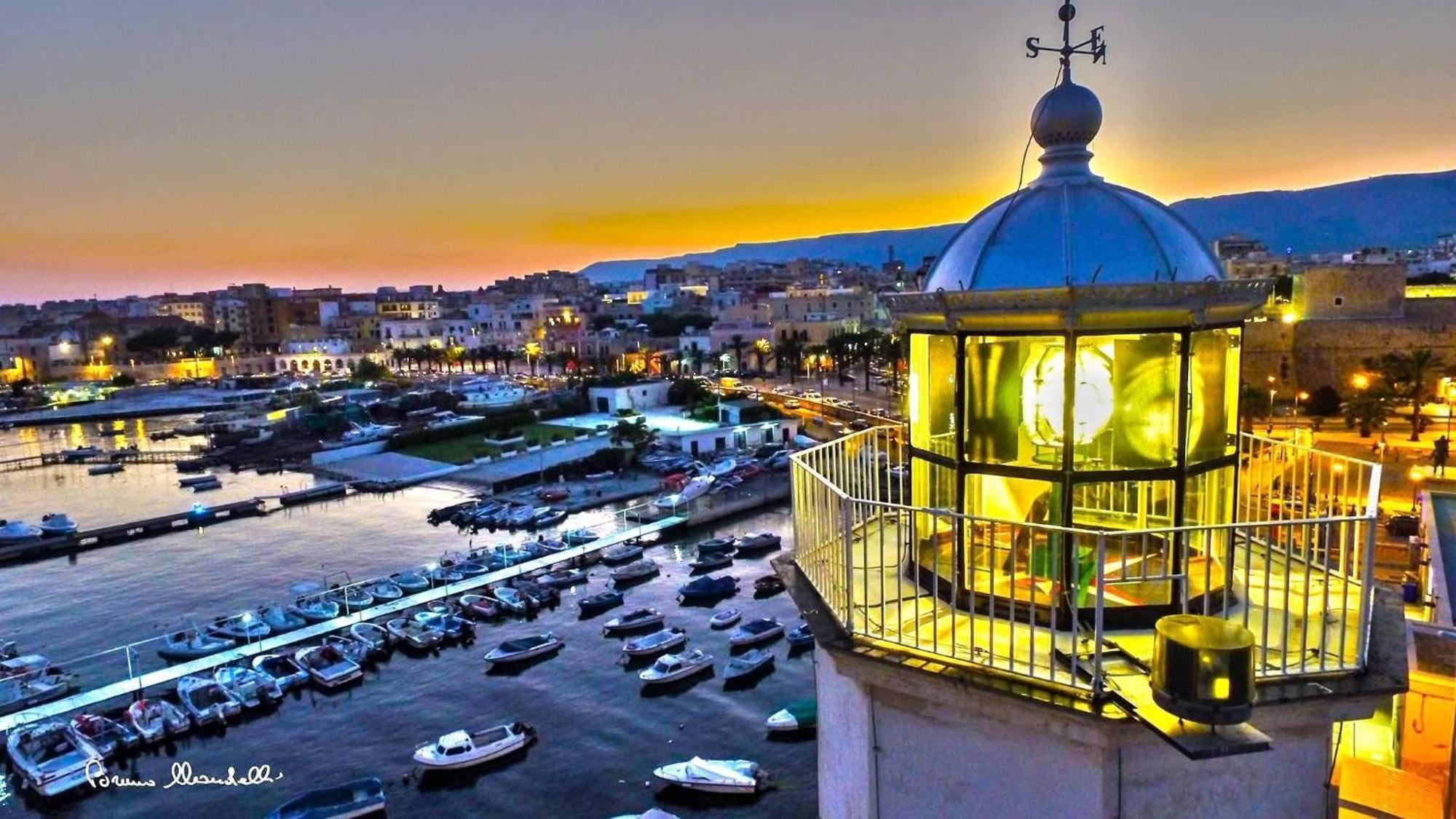 Ca Del Centro Aparthotel Manfredonia Bagian luar foto